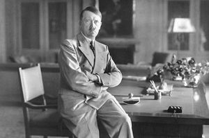 Какого «чуда» ждал Гитлер весной 1945 года