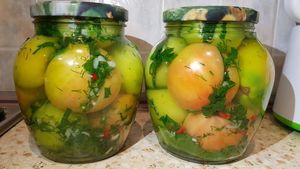 50 банок будет мало: Зеленые помидоры по-кавказски, которые понравятся всем