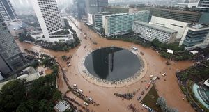 Времени почти не осталось: столица Индонезии погружается в воду