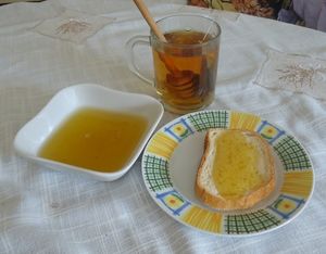 Можно ли класть мед в горячий чай?