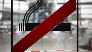 Курит ребенок - накажут родителя: МВД готовит предложение