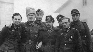 «Белый крест»: как за Гитлера воевали первые русские предатели