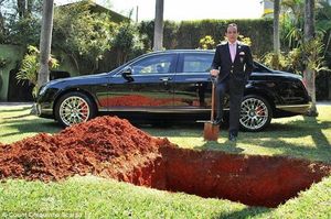 Как бразильский миллиардер Bentley хоронил