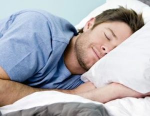 Ученые выяснили к чему приводят разговоры во сне