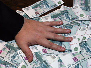 Более трех миллионов рублей похитили мошенники со счета москвича
