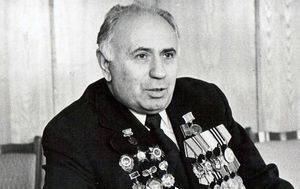 «Овощной король» Москвы: за что Горбачев казнил участника штурма Рейхстага