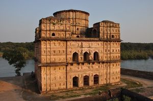 Орчха. Дворцы и храмы средневековой Индии