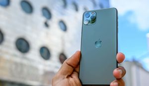 iPhone 11 Pro Max фотографирует хуже, чем Xiaomi Mi CC9 Pro