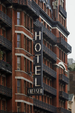 Легендарный отель “Челси”