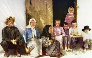Цветная ретро-колекция снимков представителей различных этносов Российской Империи﻿