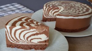 Торт Зебра без выпечки. Простой и быстрый пошаговый рецепт ванильно-шоколадного торта