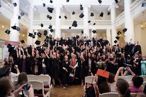 Бакалавров - лишить диплома о высшем образовании