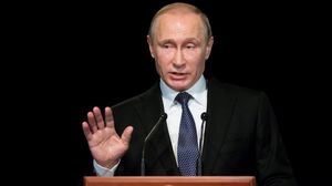 Times: Необходимость реформ толкает Путина к досрочным выборам