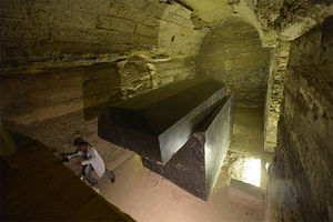 Полости под полом пирамиды Хеопса: археологи пробиваются к тысячелетней истории тайнам