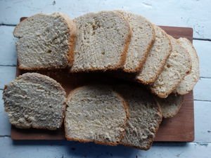 Вкусный хлеб в нашей семье — это домашний хлеб. Мой «Чесночный батон» удобный рецепт хлеба для гренок + особая намазка