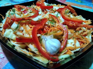 Салат из капусты «По-корейски» – отличная замена традиционному овощному