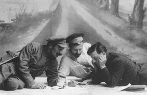 Михаил Фрунзе: зачем он набирал в Красную армию царских офицеров