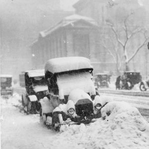 10 старых фото, как американцы переносили непривычные для них зимы