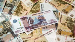 В Брянске мужчина одолжил лжеродственнику 30 тысяч рублей
