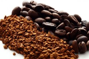Отрава в чашке или адекватная замена: из чего делают растворимый кофе на самом деле