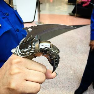 9 примеров неожиданного оружия, конфискованного в аэропортах