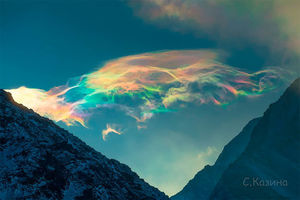 Фотограф запечатлел редкие эфирные облака в Сибири