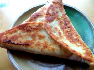 Ёка — армянская закуска из лаваша: вызывает мгновенное привыкание!