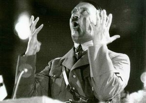 «План Нерон»: зачем Гитлер хотел устроить геноцид немцев
