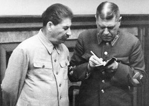 Что Сталин планировал сделать с Гитлером, если бы взял его живым