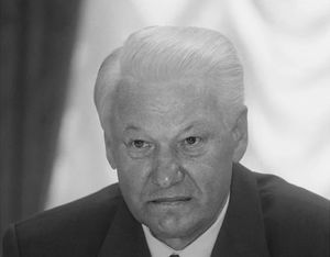 Зачем Ельцин ударил ложкой главу Киргизии
