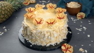 Фруктовый торт «Пина Колада»: экзотический рецепт красивого десерта