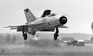 Побег от НАТО: советский летчик приземлился на немецком аэродроме и сбежал