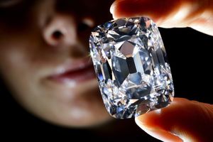 Самые дорогие бриллианты, которые были проданы на аукционах