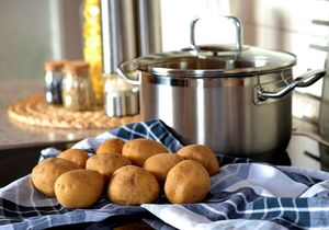 Бабка из картошки : белорусское блюдо для дырявого бюджета