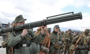Дубинка разведчика и гранатомет-пулемет: необычное оружие Второй мировой