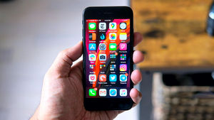 iPhone SE (2020): первые обзоры и отзывы