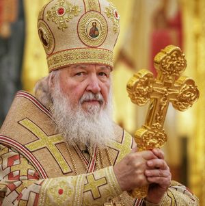 Патриарх Кирилл попросил состоятельных прихожан финансово поддержать священников РПЦ