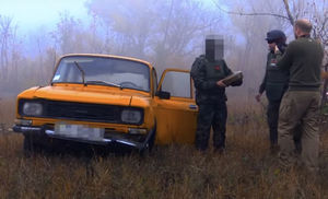Противотанковая мина против Москвича: саперы сняли на видео эксперимент на полигоне