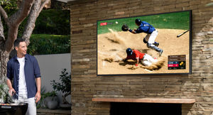 Samsung представила уличный телевизор Terrace – он не боится пыли и дождя