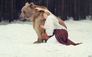 Как деревенская знахарка медведя лечила