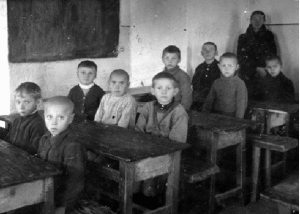 Какие предметы изучали в школах на оккупированных Гитлером территориях СССР