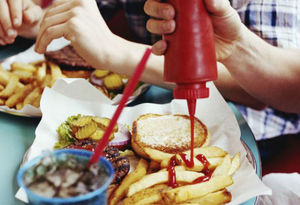 5 причин никогда не есть кетчуп