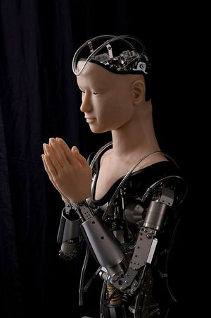 Робот-священник в Киото