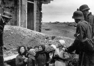 Особые юридические нормы: какие наказания к советским гражданам официально могли применить солдаты вермахта