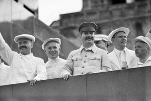 Зачем Сталин предлагал ввести 5-часовой рабочий день