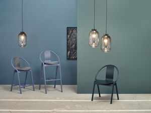 Коллекция стульев от компании Ton и дизайнера Александра Гуфлера