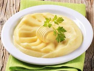 Пюре с сыром и сметаной: нет ничего проще и вкуснее!