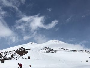 Восхождение на Эльбрус для чайников: как выжить на вершине, если у тебя нет опыта в альпинизме