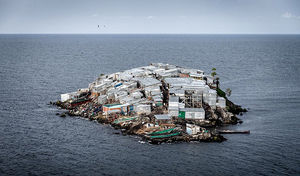 Как живётся на самом густонаселённом острове мира, который меньше футбольного поля