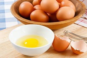 Пять вариантов замены куриного яйца в готовке